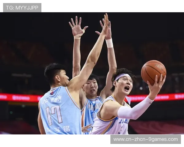 新疆队劳森21+10+5全面表现，内线优势决胜北控